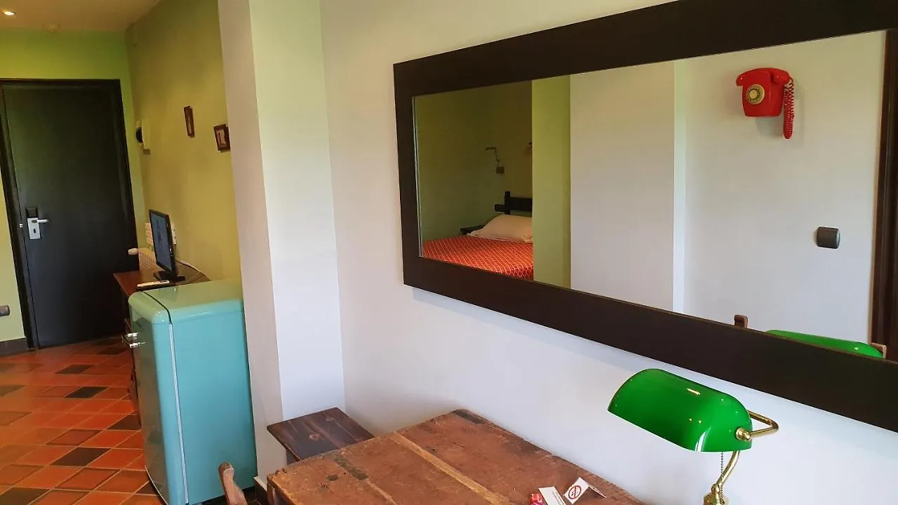 Hotel Restaurant El Bosc Banyeres del Penedes 0*,  Spanje