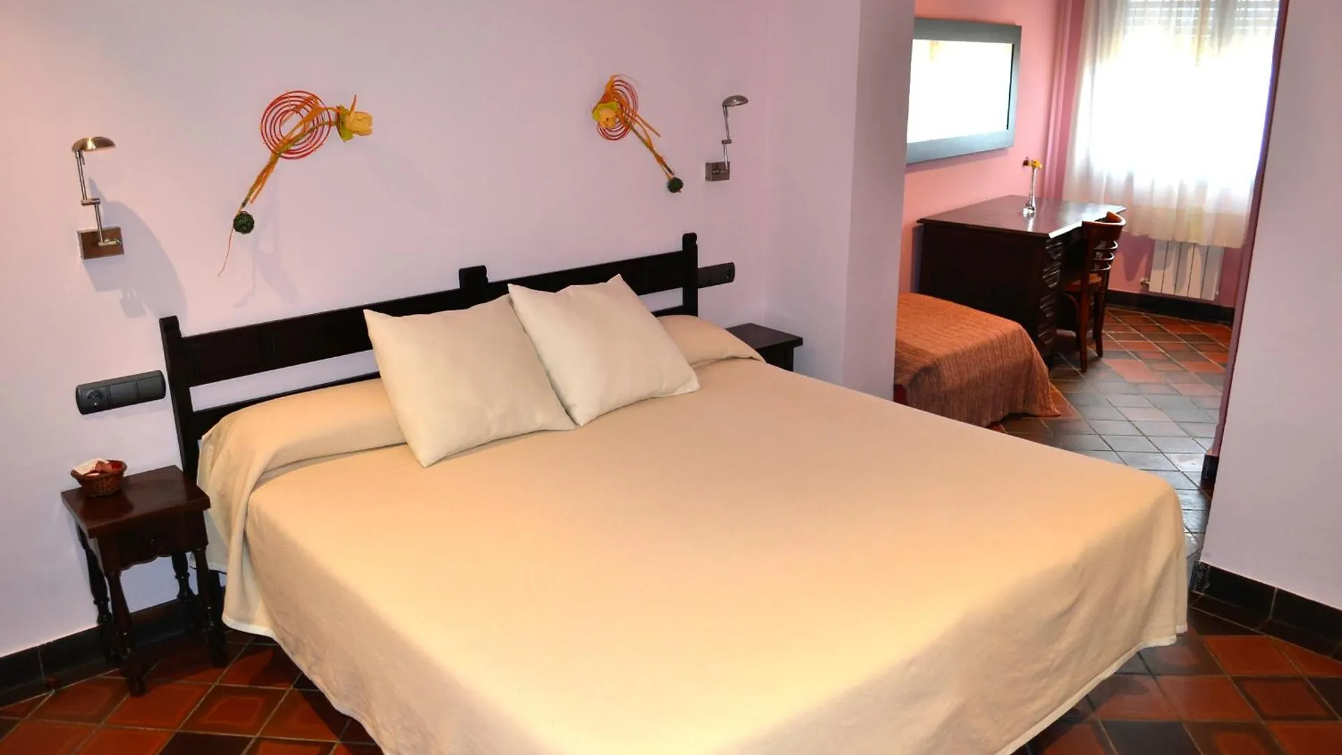 Hotel Restaurant El Bosc Banyeres del Penedes 0*,
